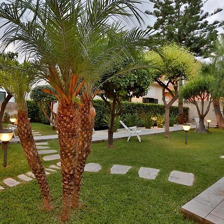 Re Sole La Dependance - Casa Vacanza M E R C U R I O Авола Екстер'єр фото